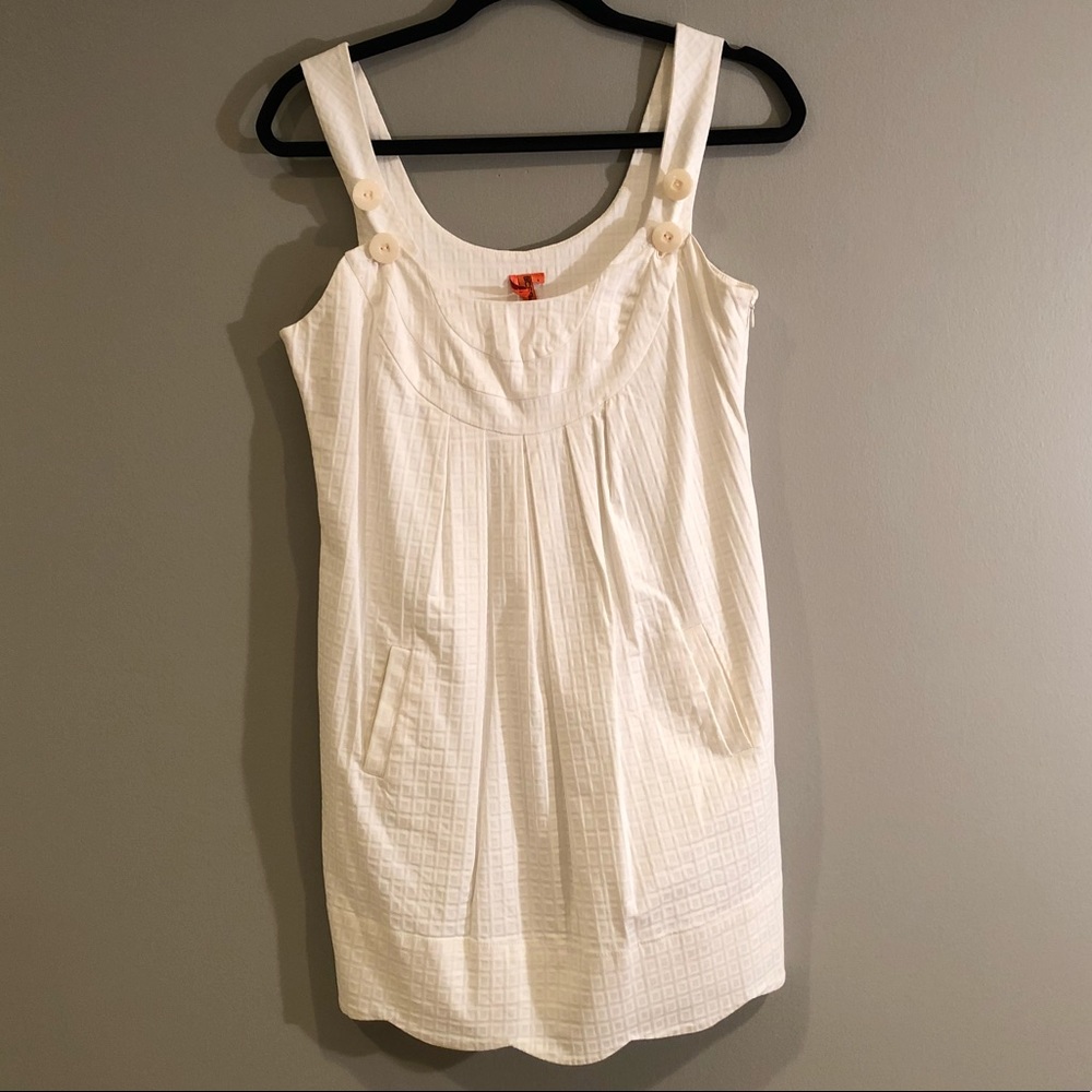 BCBG // White Jumper Dress with Scallop Hem